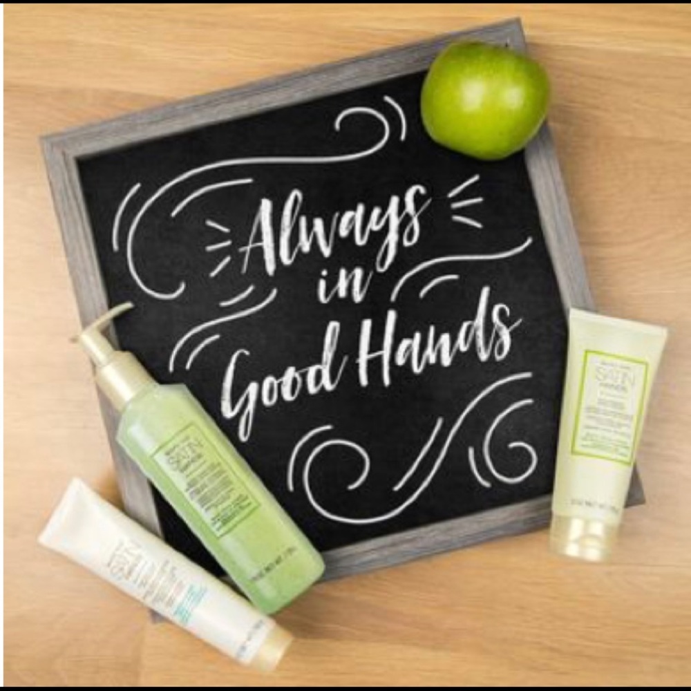 Satin Hand Set